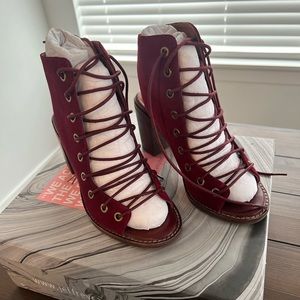 NEW Jeffery Campbell Free People Maroon Heels